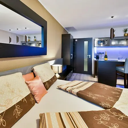 Luxury Apartments Ostrava Exterior photo